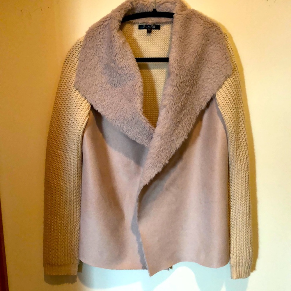 21 Main size medium cardigan.